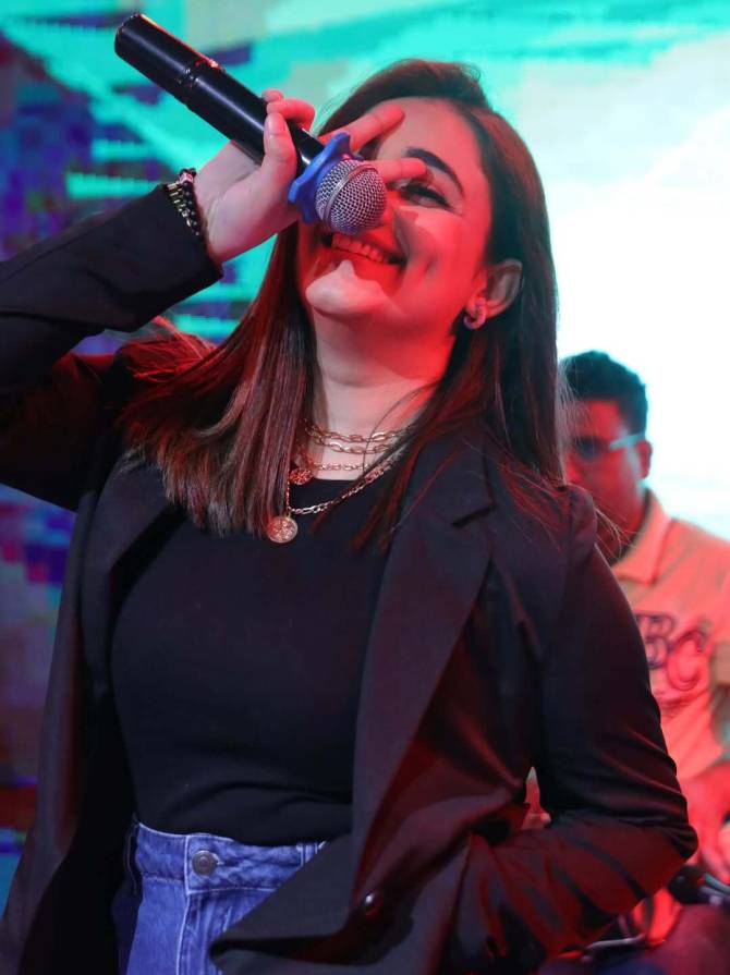 nimra-mehra-02 nimra-mehra-02